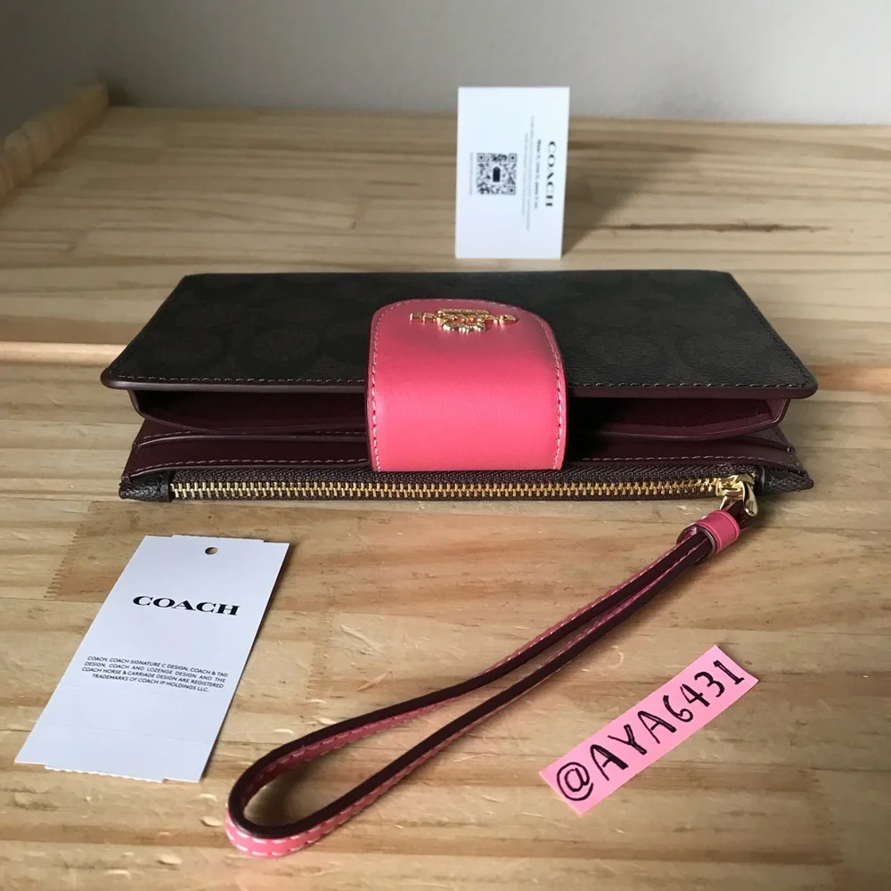 Coach wallet🎈🎈 - Picture 3 of 8